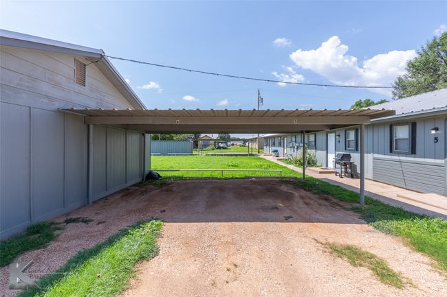 500 S 7 Th St, Home with 16 bedrooms, 8 bathrooms and 8 parking in Haskell TX | Image 14