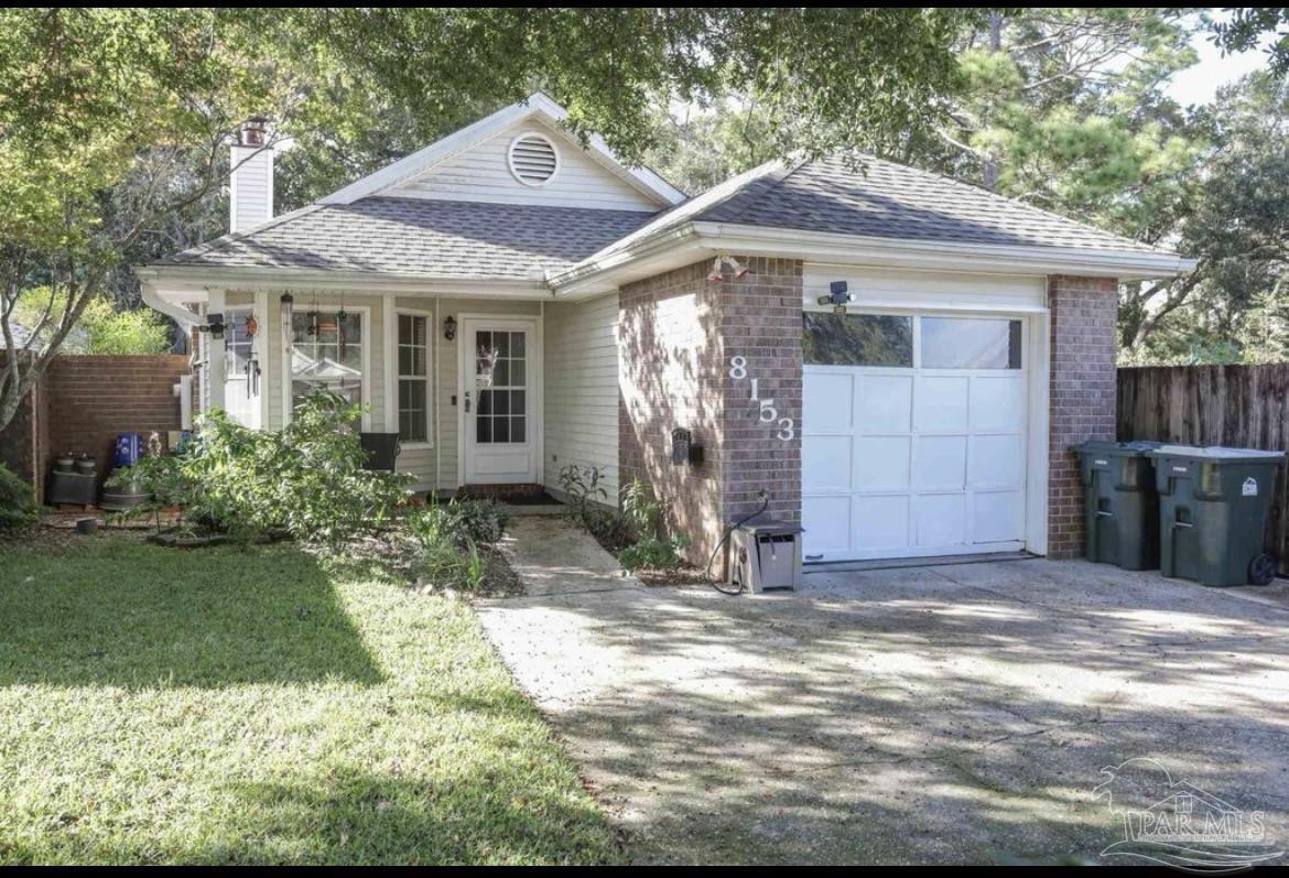 Treetop Ln, Pensacola, FL 32514