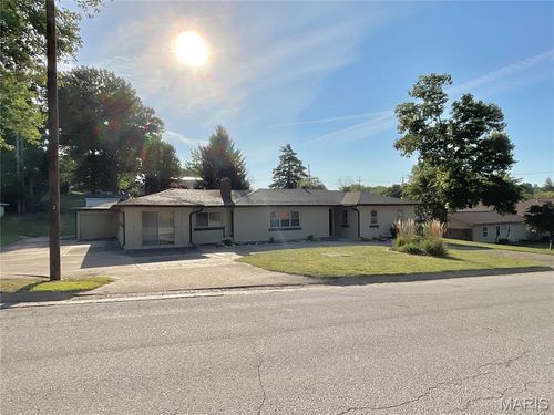 4006 Overhill Dr, Hannibal, MO, 63401-2455 | Card Image