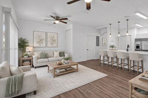 10-4956 Sw 140th Ter, Miramar, FL, 33027-6203 | Card Image