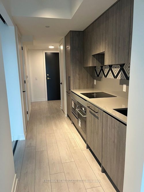 406-5 Lakeview Ave, Toronto, ON, M6J0H3 | Card Image