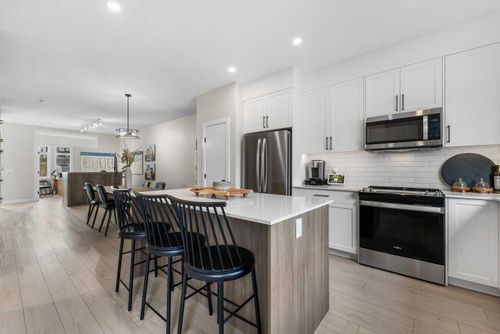 84 Ricardo Ranch Ave Se, Calgary, AB, T3M3Z4 | Card Image