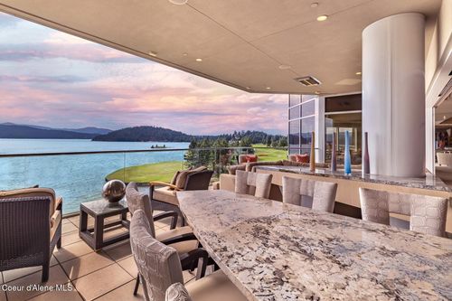 2012 S Island Green Dr, Coeur D Alene, ID, 83814-5668 | Card Image