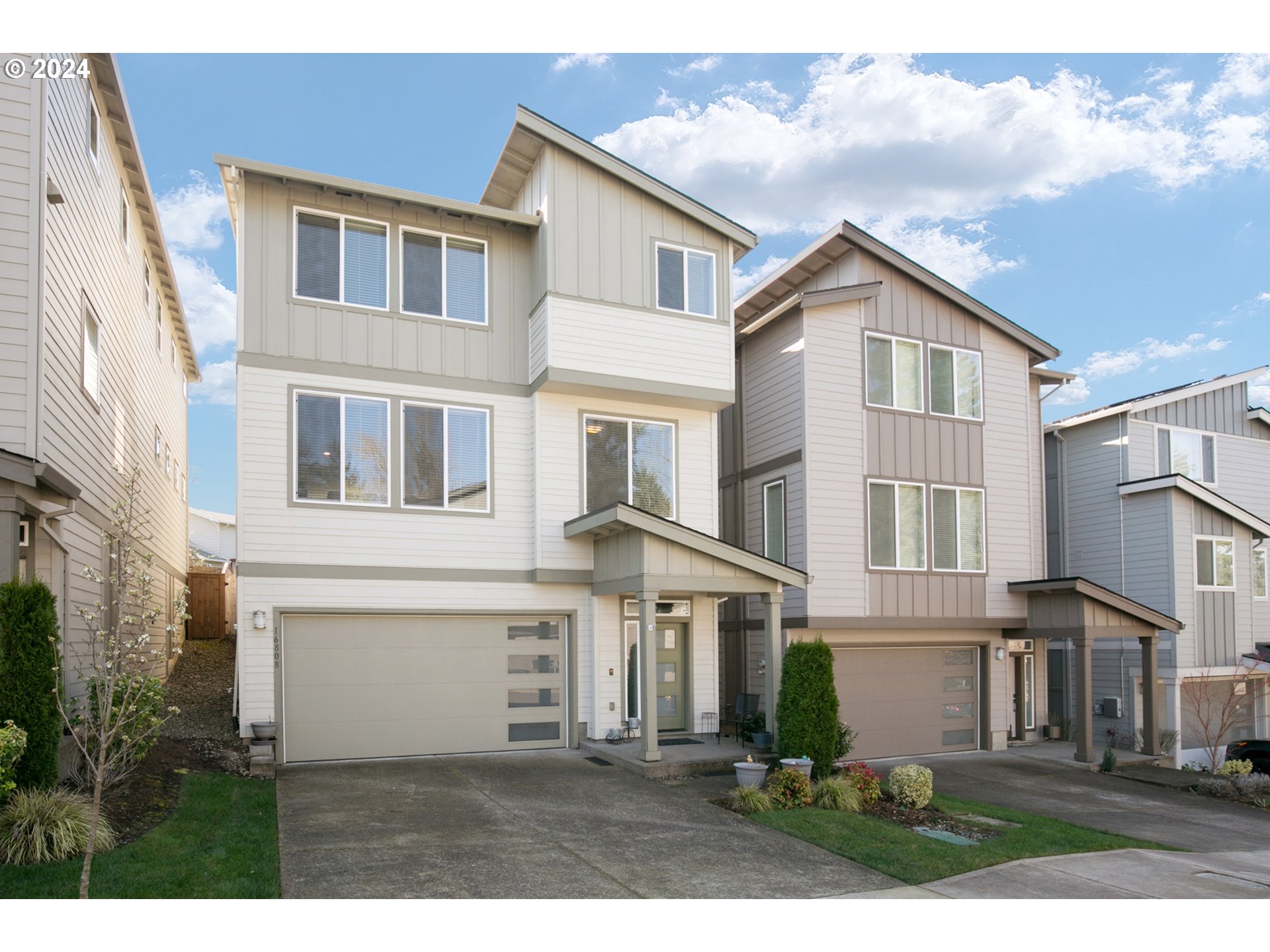 Fox Glen Ct, Clackamas, OR 97015