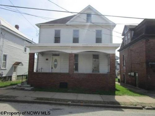 1405 Center St, Moundsville, WV, 26041-1331 | Card Image