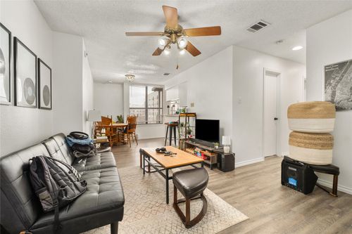 307-2409 Leon St, Austin, TX, 78705-4661 | Card Image