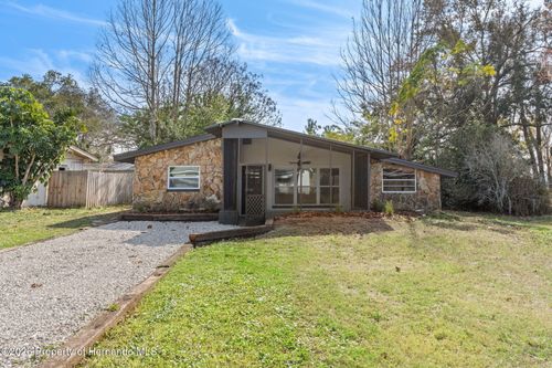 7100 Ashwood Drive, Port Richey, FL, 34668 | Card Image