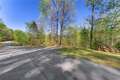 120 Julie Way, Pickens, SC, 29671-7220 | Card Image