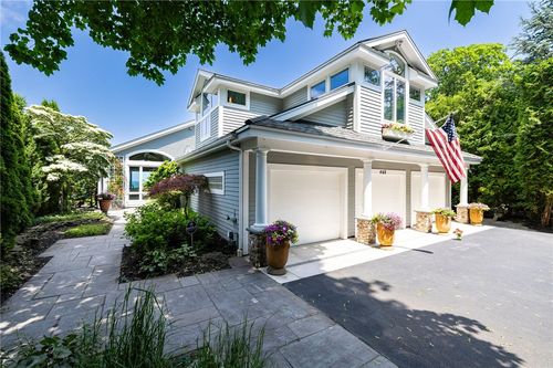 468 Lake Rd, Webster, NY, 14580-1052 | Card Image