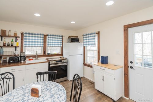 74 Clubhouse Dr, Carmel, NY, 10512-6634 | Card Image