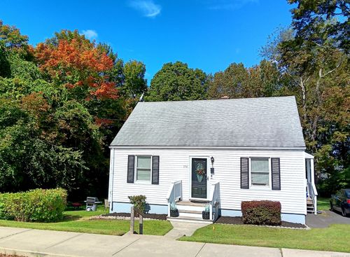 354 Bradley Ave, Waterbury, CT, 06708-4439 | Card Image