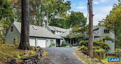 284 Shingle Oak Ln, NELLYSFORD, VA, 22958-8086 | Card Image
