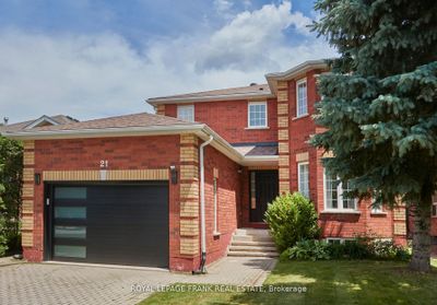 21 Crompton Dr, House other with 3 bedrooms, 4 bathrooms and 5 parking in Barrie ON | Image 2