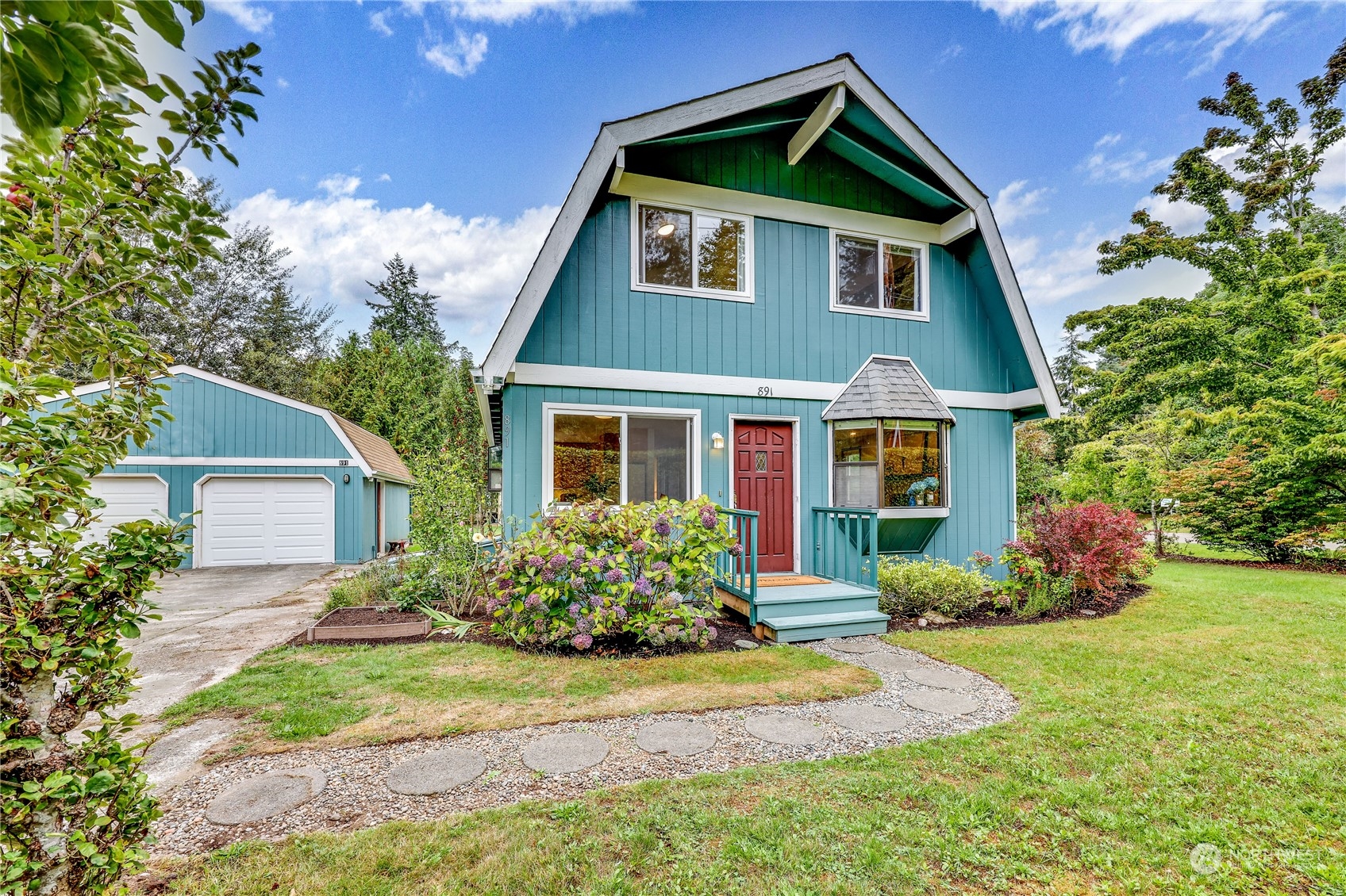 Park Ave, Bainbridge Island, WA 98110