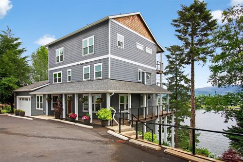 770 Columbia Street, Cathlamet, WA, 98612 | Card Image