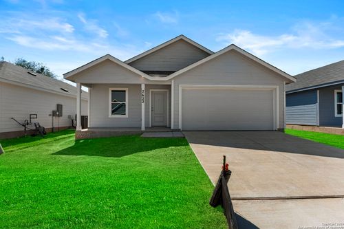 7622 Bohemian Grv, San Antonio, TX, 78227-4108 | Card Image