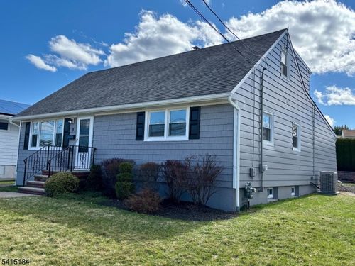 9 Joan Pl, Clifton, NJ, 07012-1371 | Card Image