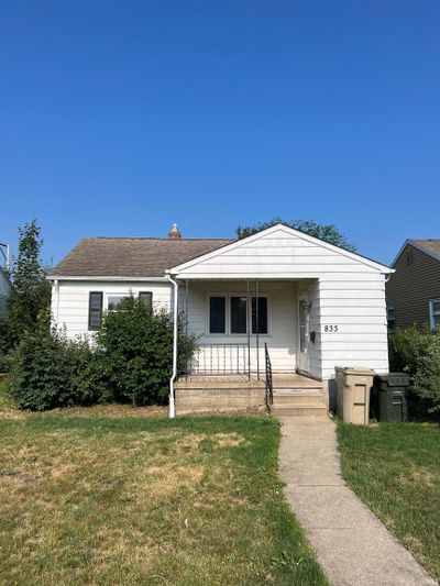 833 S Albert Avenue, House other with 2 bedrooms, 1 bathrooms and null parking in South Bend IN | Image 1