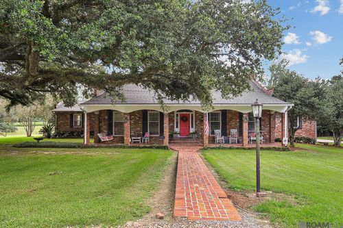 3058 Highway 966, Saint Francisville, LA, 70775-7420 | Card Image