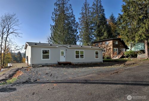 760 E Wood Ln, Shelton, WA, 98584-8131 | Card Image