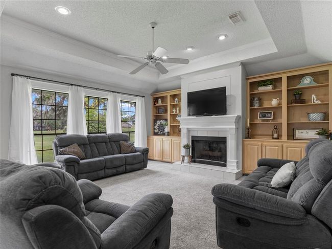 2221 Lake Forrest Dr, House other with 4 bedrooms, 3 bathrooms and 3 parking in West Columbia TX | Image 31