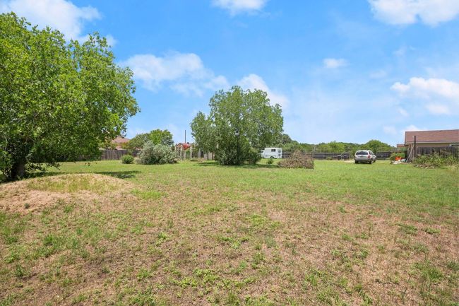 101 Homestead Rd, House other with 3 bedrooms, 3 bathrooms and 8 parking in Kyle TX | Image 22