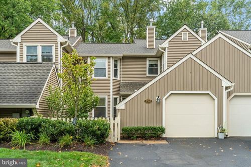 1561 Applewood Cir, YARDLEY, PA, 19067-5748 | Card Image