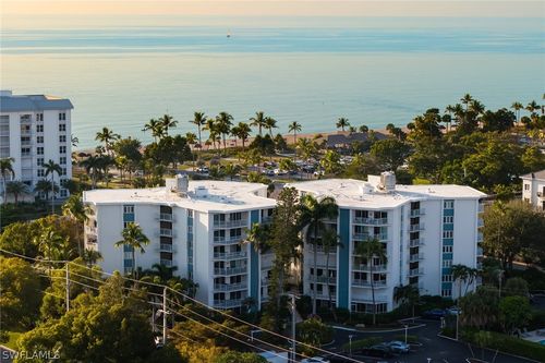 apt-102-1300 Gulf Shore Blvd N, NAPLES, FL, 34102-4942 | Card Image
