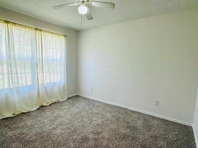 52 E Oldham St, House other with 3 bedrooms, 2 bathrooms and null parking in Wells TX | Image 11