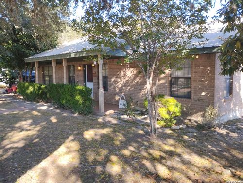 62 Timbers Ln, Leakey, TX, 78873-3209 | Card Image