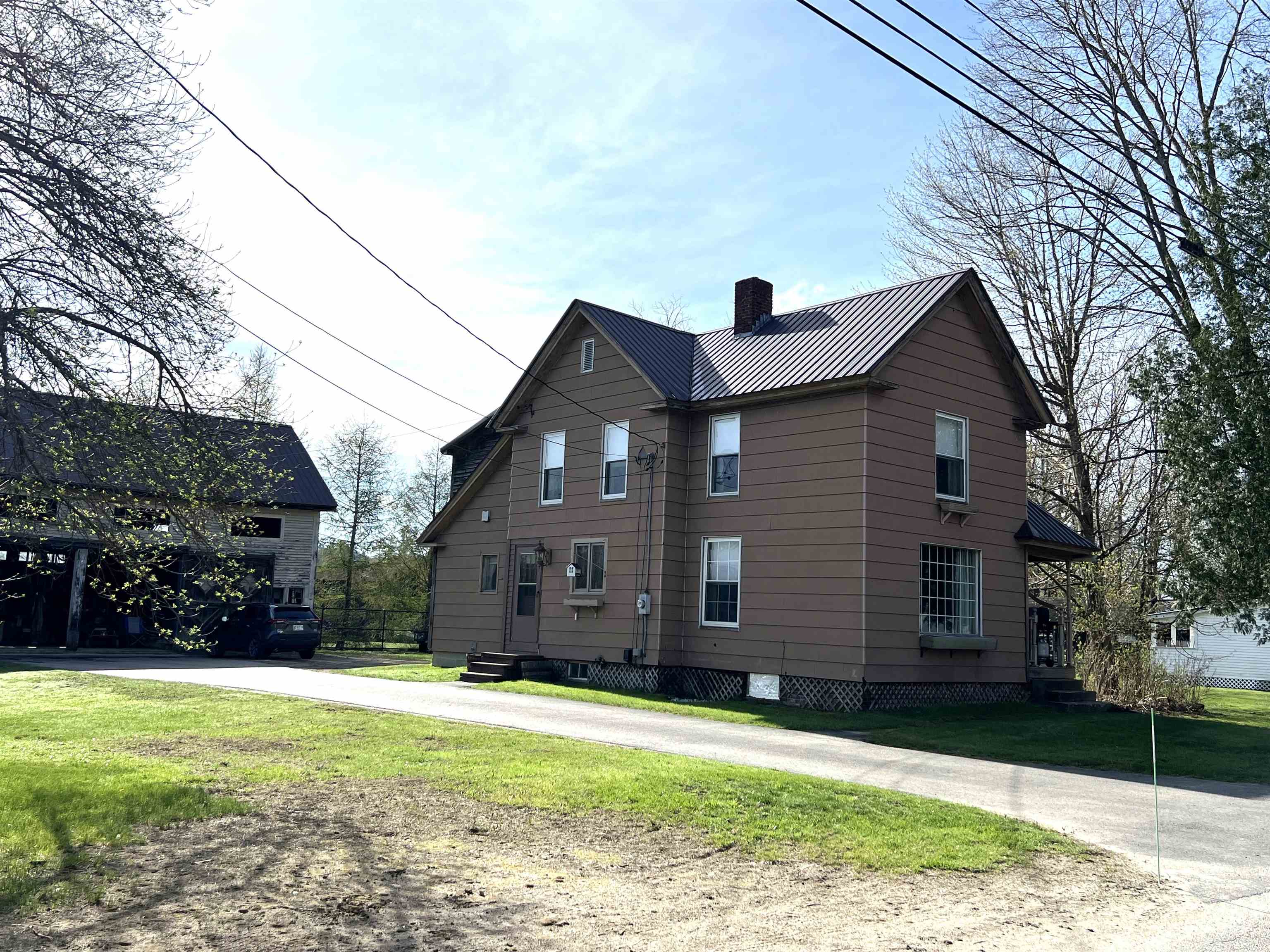 River St, Holderness, NH 03245