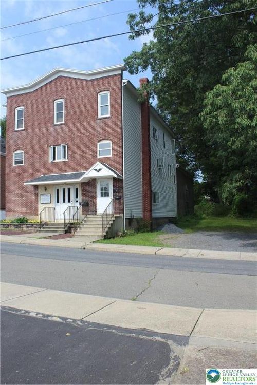 116 Chestnut St, Roseto, PA, 18013-1312 | Card Image