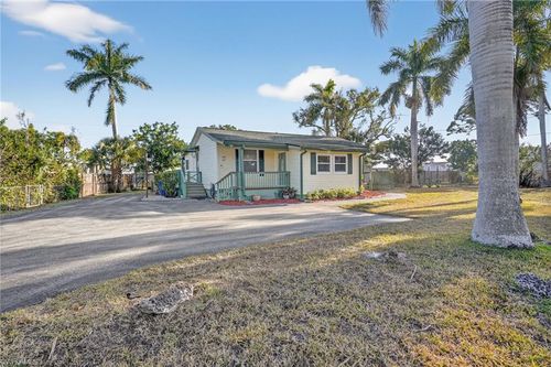 12691 Water Ln, Fort Myers, FL, 33908-3148 | Card Image