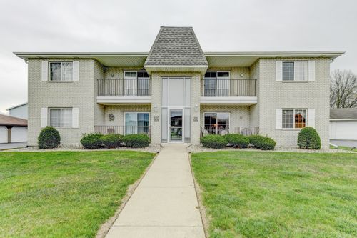 1315 Woodhollow Ct, Schererville, IN, 46375 | Card Image