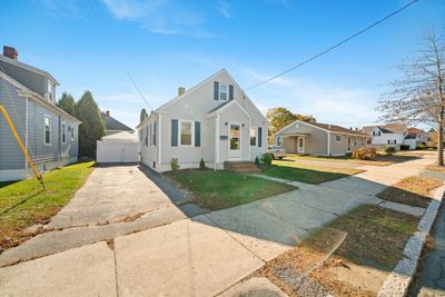 322 Tarkiln Hill Rd, House other with 4 bedrooms, 1 bathrooms and 2 parking in New Bedford MA | Image 1