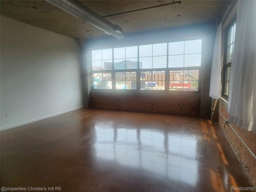 apt-208-55 W Canfield St, Detroit, MI, 48201-1884 | Card Image