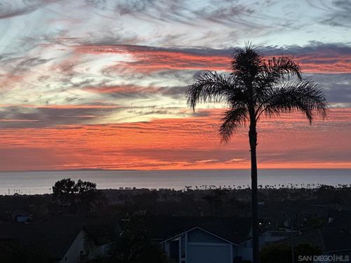 7215 Daffodil Pl, Carlsbad, CA, 92011-4812 | Card Image