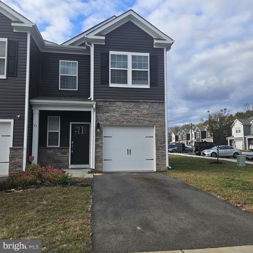 71 Peregrine Way, BURLINGTON TOWNSHIP, NJ, 08016-4445 | Card Image