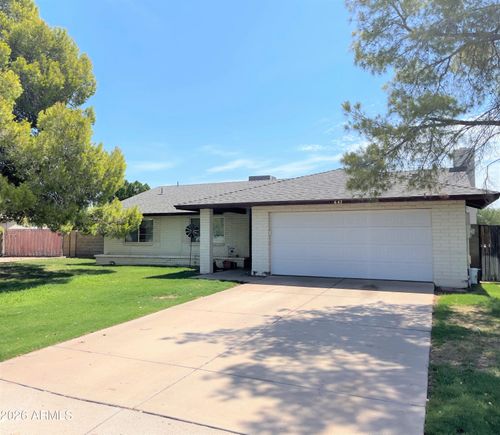 647 S Bermuda Cir, Mesa, AZ, 85206-1803 | Card Image