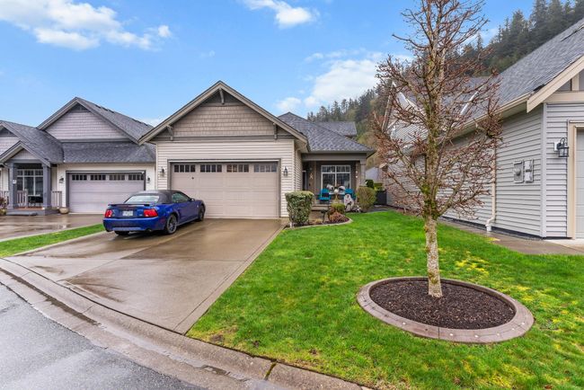 5548 Camden Drive, House other with 2 bedrooms, 2 bathrooms and 4 parking in Chilliwack BC | Image 1