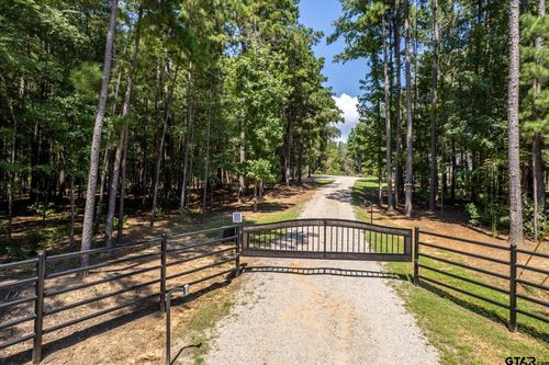 1000 W Main St, Chandler, TX, 75758-2282 | Card Image