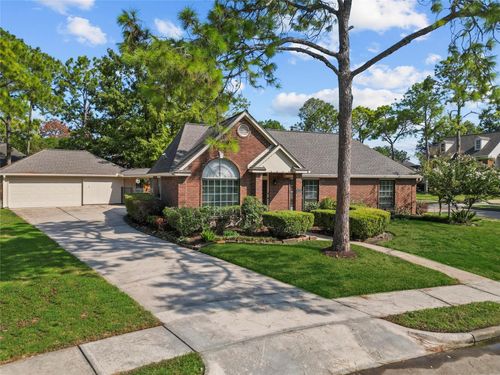2002 Firtree Way, Houston, TX, 77062-4779 | Card Image