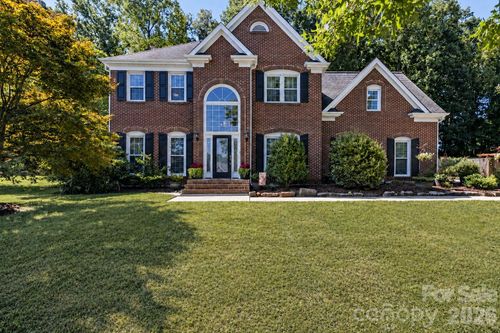 635 Highland Ridge Rd, Mooresville, NC, 28115-5711 | Card Image