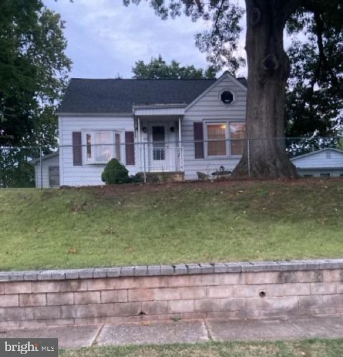 105 Oak Hill Dr, MIDDLETOWN, PA, 17057-2021 | Card Image