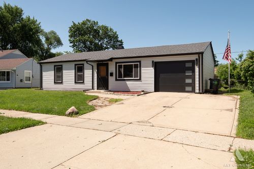 916 Mulberry Ln, Streamwood, IL, 60107-2105 | Card Image