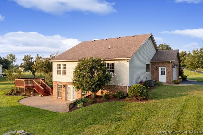 302 Saddleback Dr, Home with 3 bedrooms, 2 bathrooms and null parking in Charlestown IN | Image 48