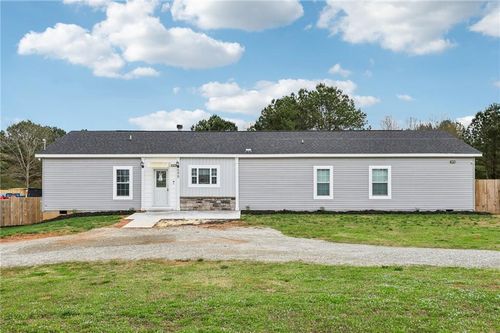 698 Smith Cemetery Rd, Winder, GA, 30680-4334 | Card Image