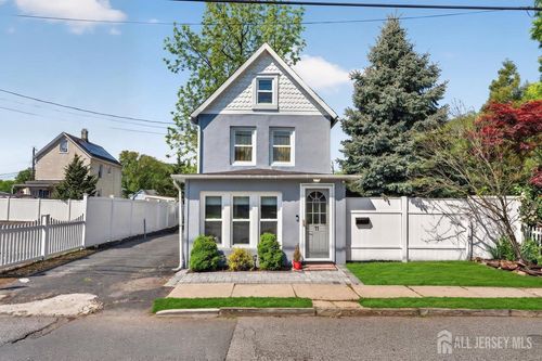 11 Mary Ave, Fords, NJ, 08863-1712 | Card Image