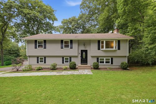 72 Lakeview Hts, Tolland, CT, 06084-2401 | Card Image