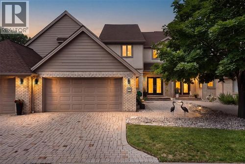 186 Crystal Harbour, Lasalle, ON, N9J3M8 | Card Image